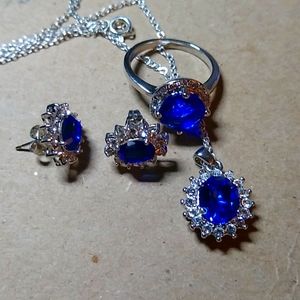 Pendant necklace, ring and earring set